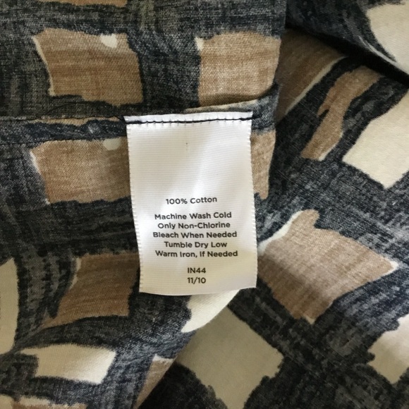 Talbots  Blouse Size S Women's Geometric Pattern Cotton Blouse Short Sleeves - Picture 11 of 12